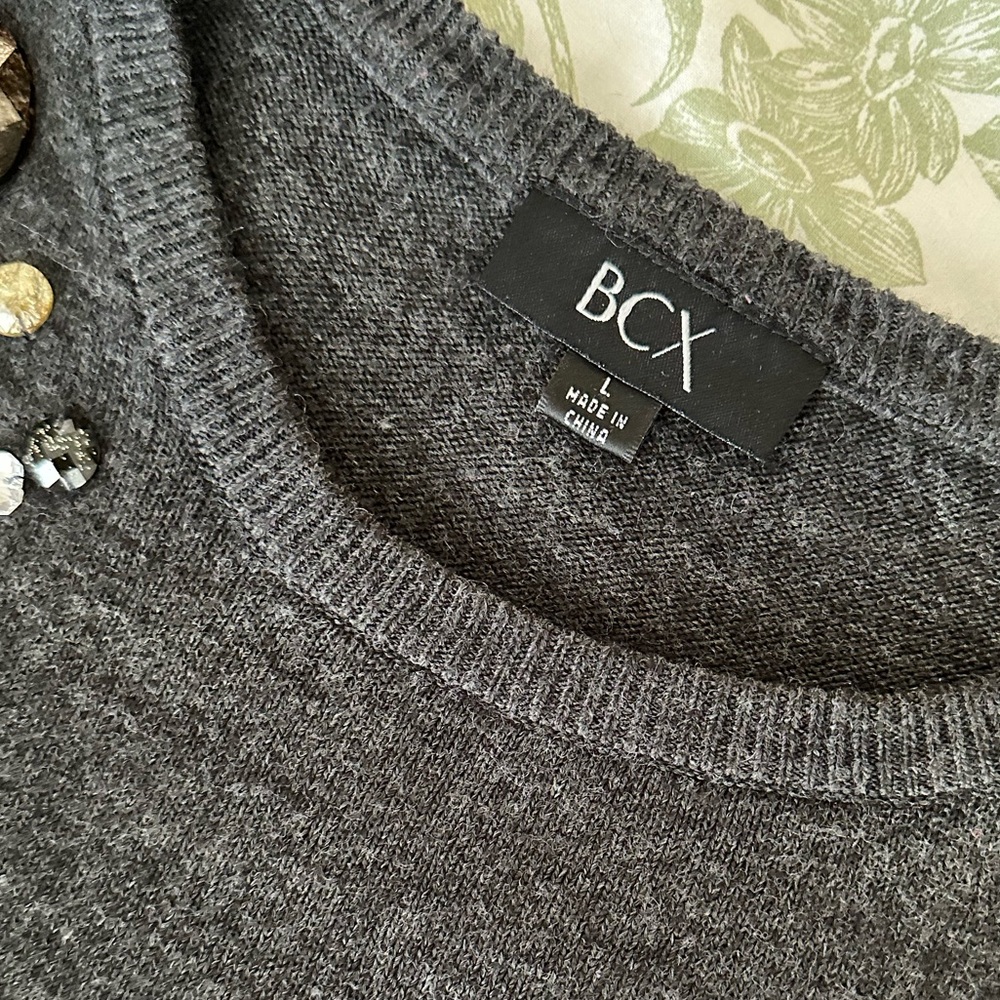 Long sleeve sweater dress with beaded detail on shoulders - Picture 3 of 8
